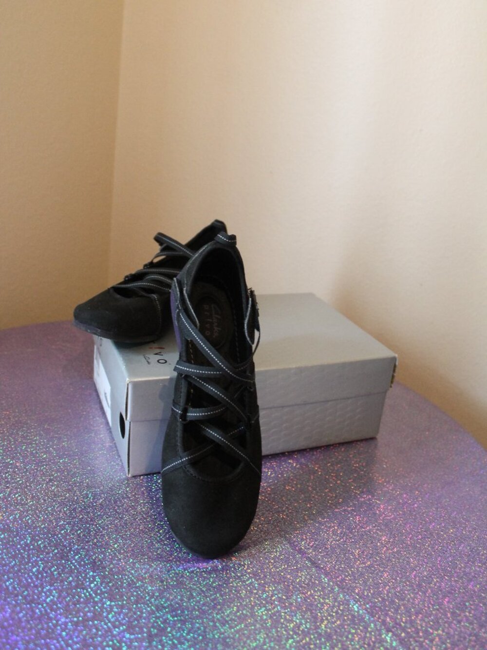 Privo by Clarks Poppy Bloom Black and Purple Shoes Size 6.5 New In Box